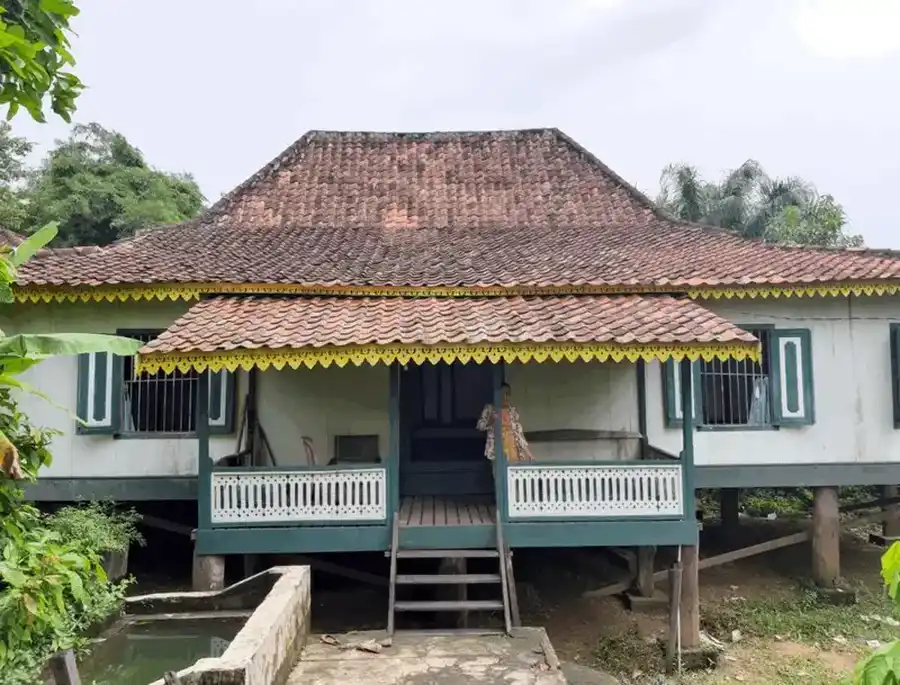 Apa Itu Konstruksi Rumah Panggung Kayu